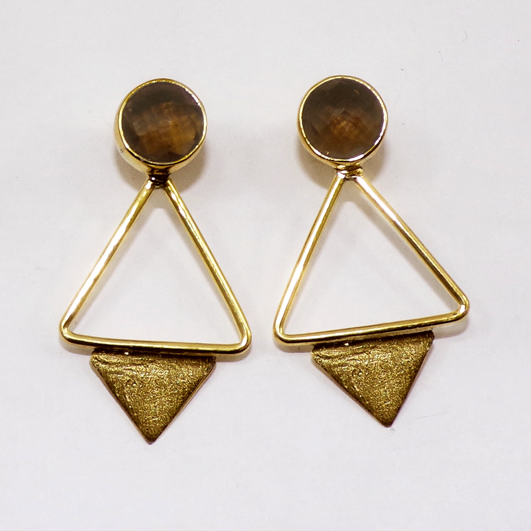 Stunning Smoky Quartz Cut Stud Earring P - JBS999 New Year Collection Cut Round Shape With 18ct Gold Plating Stud Earring